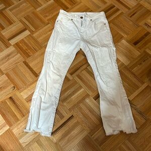 Cropped white denim cropped pant